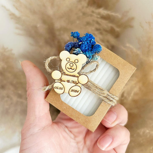 Savon Bleuet avec fleurs séchées bleues, nœud en jute et gravure bois ourson