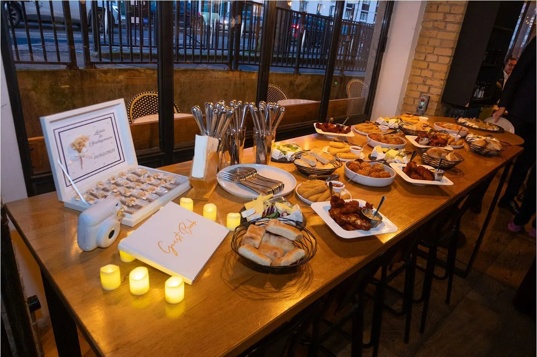 La table décorée avec la Box Chocolat Flora et les bougies LED