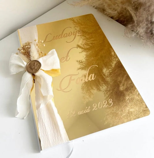 Livre d'or personnalisé en or miroir avec ruban blanc et sceau en cire, parfait pour mariage et événements