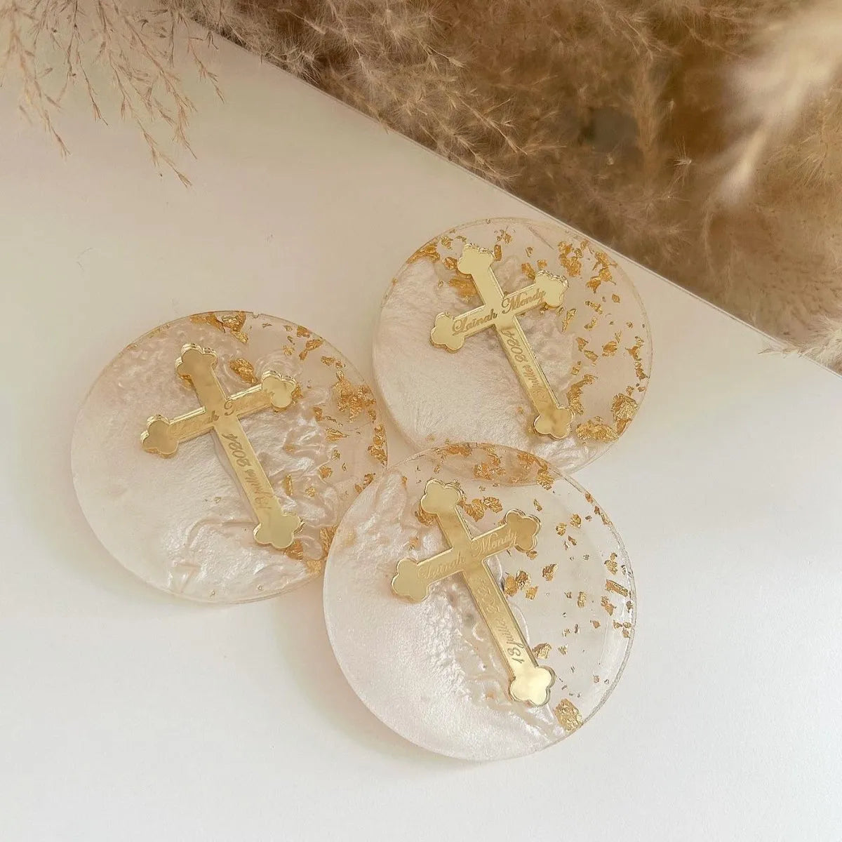 Magnet Croix gravé pour cérémonie religieuse et baptême