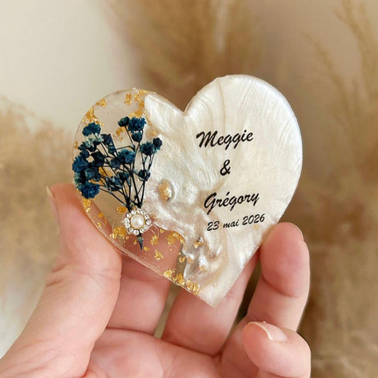 Magnet Love Bleuet personnalisé, cadeau invité mariage, aimant souvenir avec fleurs séchées bleues, prénoms et date