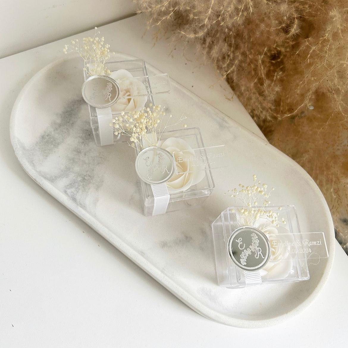 Lot de roses de savon argentées Rose Savon Pure Argent, cadeaux invités pour mariage